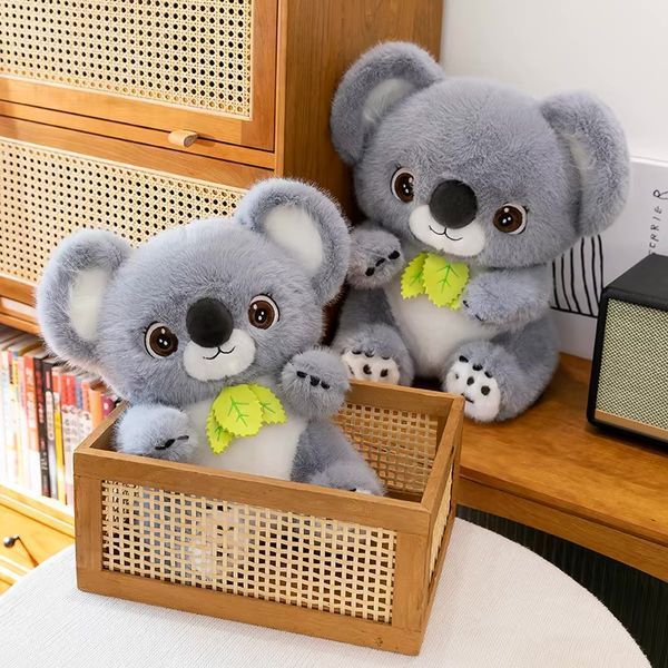 М&rsquo;яка плюшева іграшка &ldquo;Коала з листочком&rdquo;, мила тваринка, антистрес, 35см